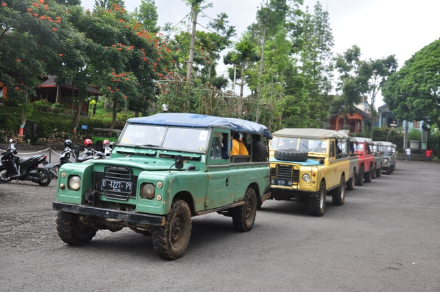Paket Wisata Offroad Pangalengan EO Outbound Lembang Bandung Rovers Adventure Indonesia