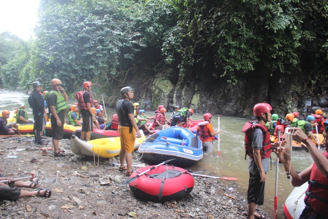 Paket Rafting Bandung